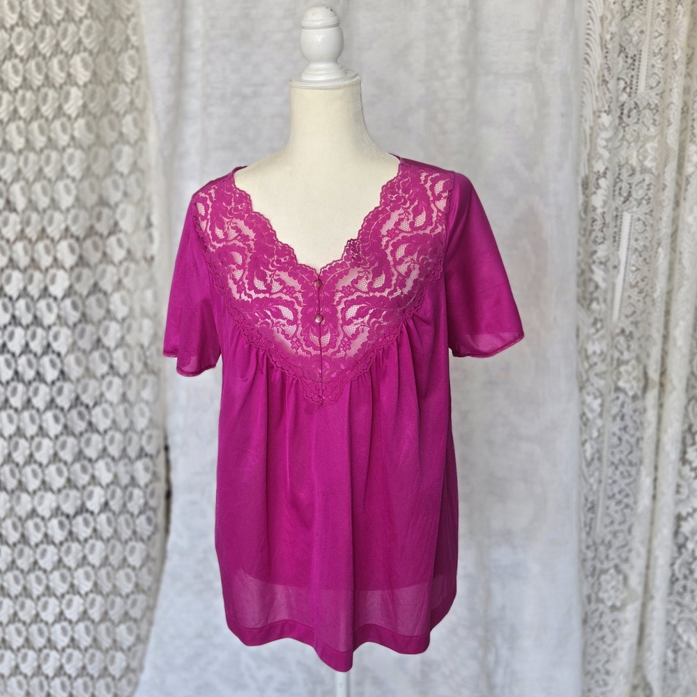 Vassarette Magenta Lace Accent Blouse